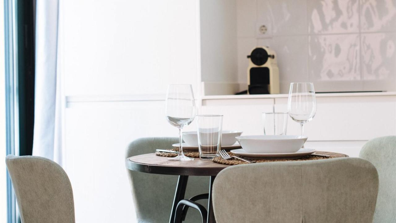 Chiqui And Vicente Suite Apartments Seville Ngoại thất bức ảnh