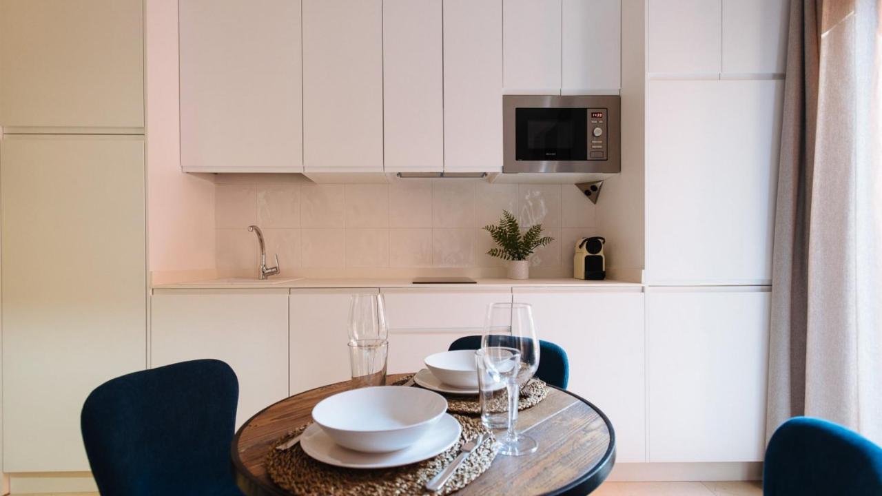 Chiqui And Vicente Suite Apartments Seville Ngoại thất bức ảnh